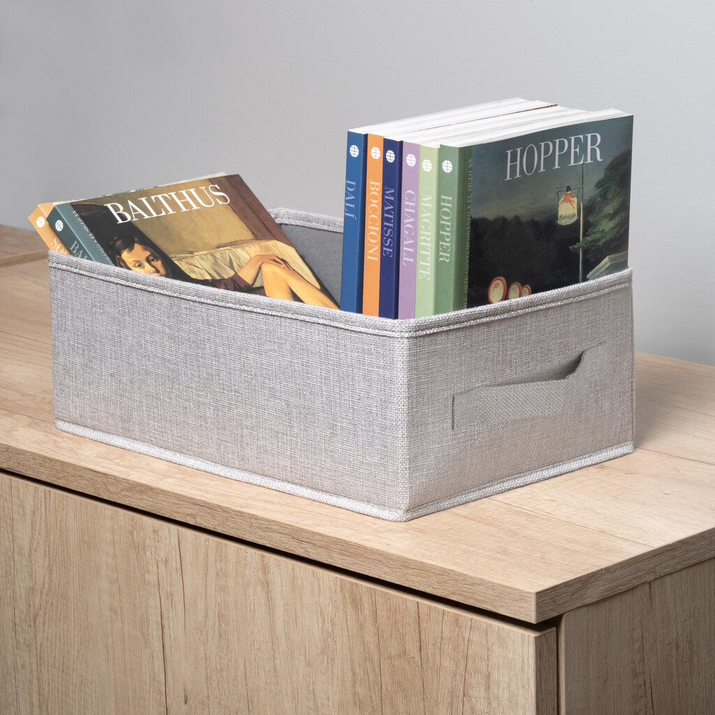 Closet organizer basket 