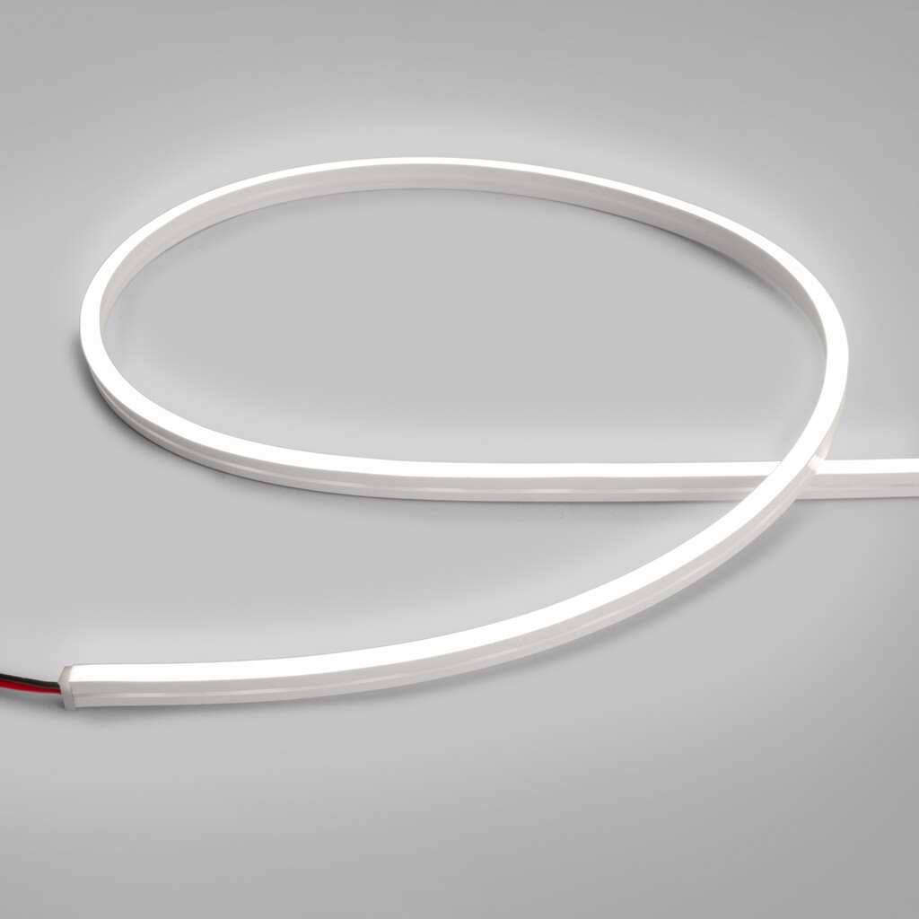 Neonlynx V LED Strip 4.5x8, 7.2W/m IP65 (24V)